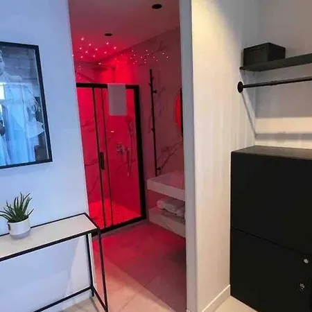 Luxe Jacuzzi Cannes