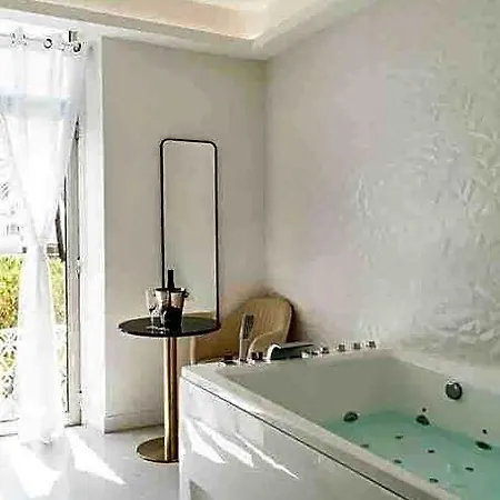 公寓 Luxe Jacuzzi - Suquet 戛纳