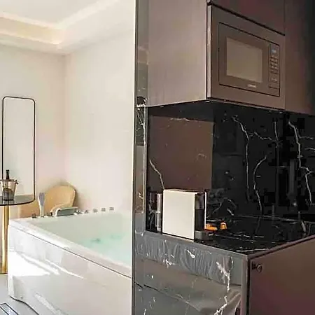 Luxe Jacuzzi - Suquet * 戛纳
