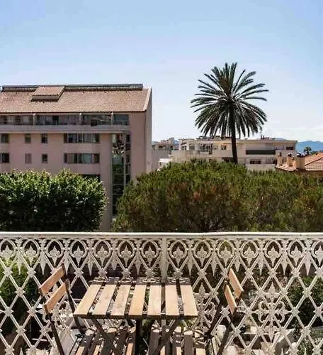 Luxe Jacuzzi Daire Cannes