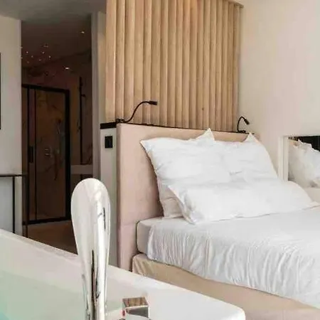 Luxe Jacuzzi - Suquet * Cannes
